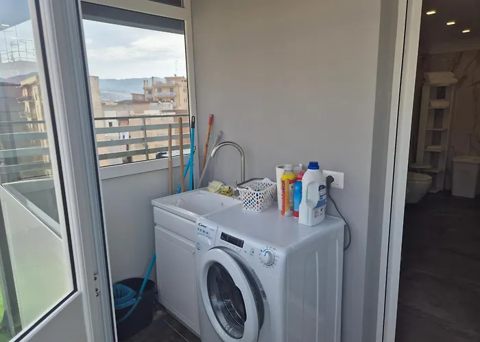 Attico Solaris רג'יו די קאלאבריה